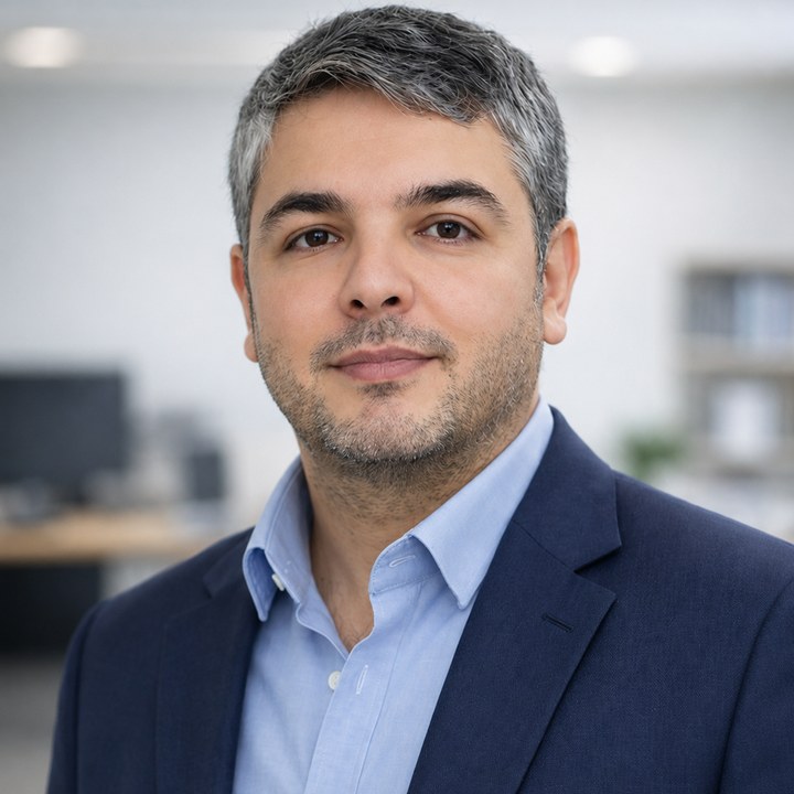 علیرضا نظری، CTO و معمار نرم‌افزار